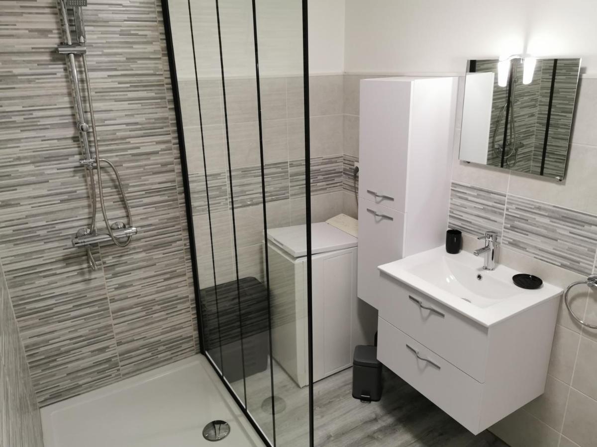 Appartement Cosy Entierement Equipe Villeneuve-sur-Lot Ngoại thất bức ảnh